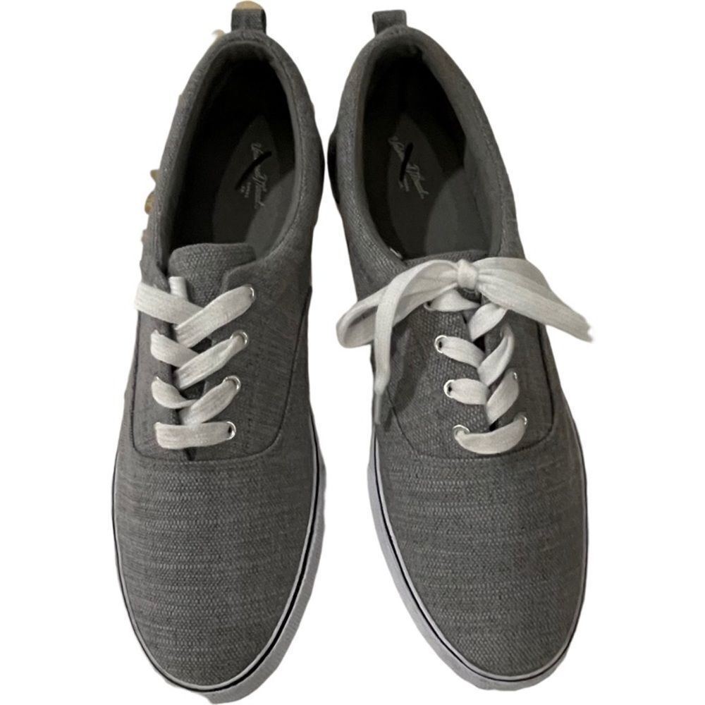 Universal Thread Molly Women’s Sneakers - Picture 4 of 14